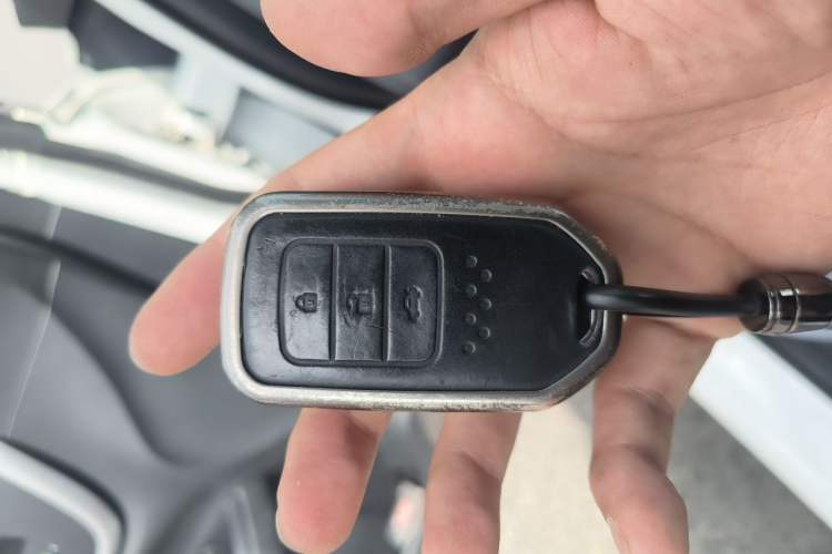 Used Honda Crider 2016 1.8L CVT Luxury Edition Vehicle Key