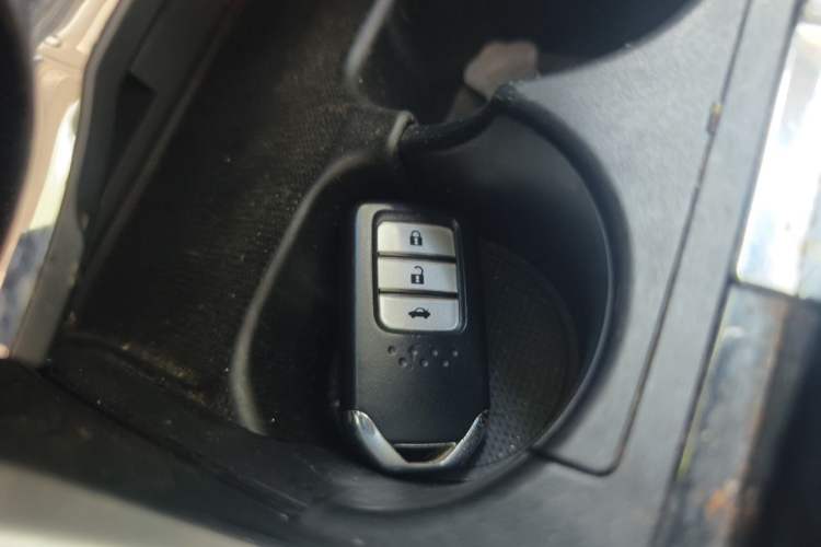 Used Honda Crider 2016 1.8L CVT Luxury Edition Vehicle Key