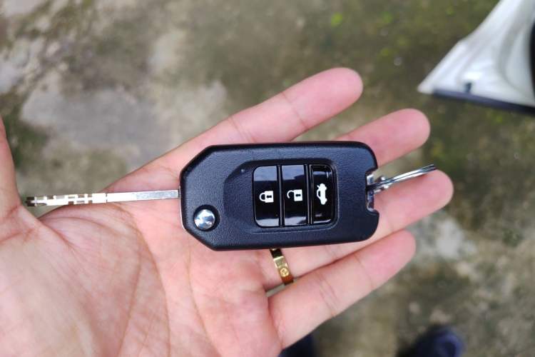 Used Honda Crider 2016 1.8L CVT Comfort Version Vehicle Key