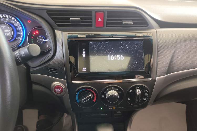 Used Honda Crider 2016 1.8L CVT Luxury Edition Audio And AC Panel