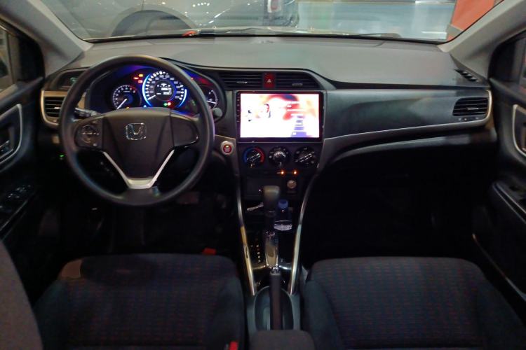 Used Honda Crider 2016 1.8L CVT Luxury Edition Center Console