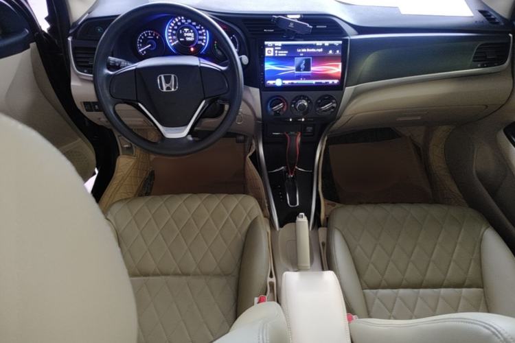 Used Honda Crider 2016 1.8L CVT Comfort Version Center Console