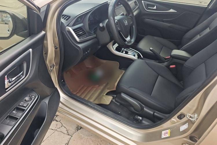 Used Honda Crider 2016 1.8L CVT Luxury Edition Driver Seat