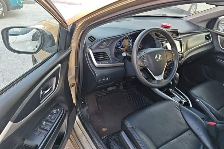 Used Honda Crider 2016 1.8L CVT Luxury Edition Driver Seat