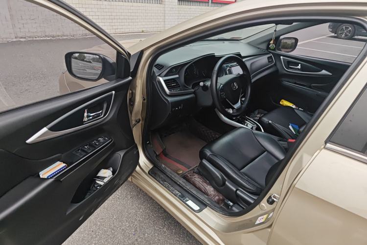 Used Honda Crider 2016 1.8L CVT Luxury Edition Driver Seat