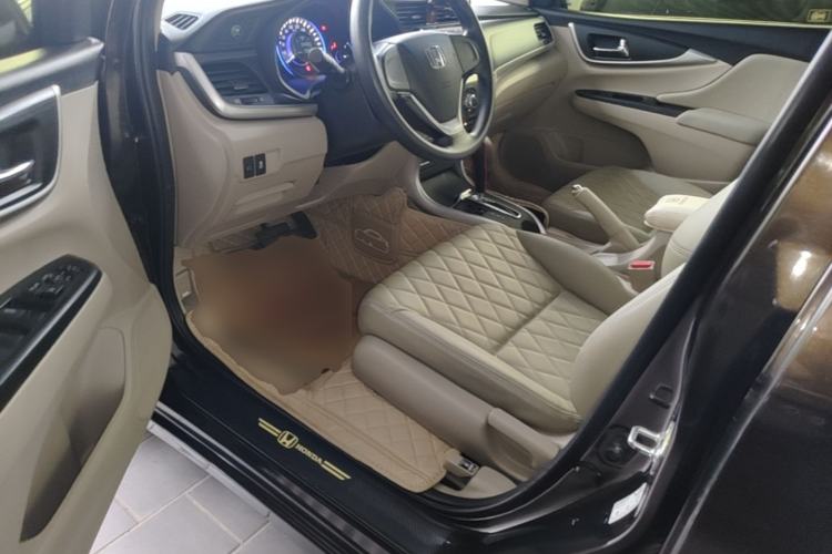 Used Honda Crider 2016 1.8L CVT Comfort Version Driver Seat