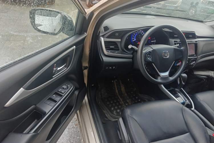 Used Honda Crider 2016 1.8L CVT Luxury Edition Driver Seat