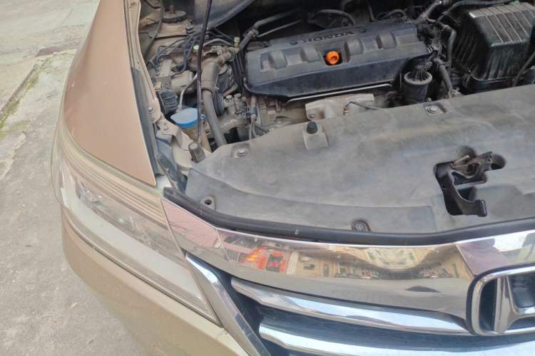 Used Honda Crider 2016 1.8L CVT Luxury Edition Engine Bay Right