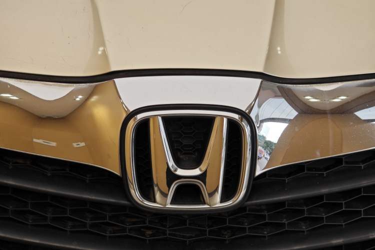 Used Honda Crider 2016 1.8L CVT Luxury Edition Exterior 10