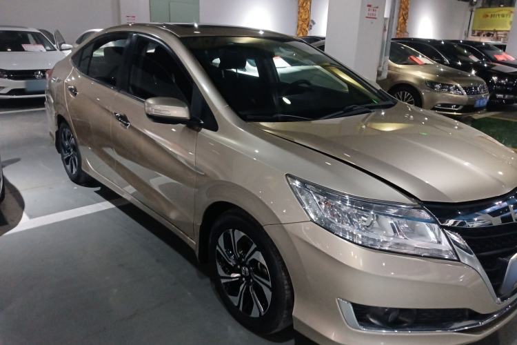 Used Honda Crider 2016 1.8L CVT Luxury Edition Exterior 2
