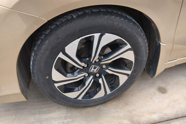 Used Honda Crider 2016 1.8L CVT Leading Edition Exterior 4