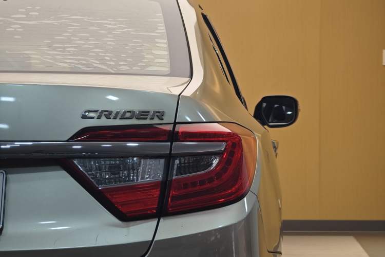 Used Honda Crider 2016 1.8L CVT Luxury Edition Exterior 5
