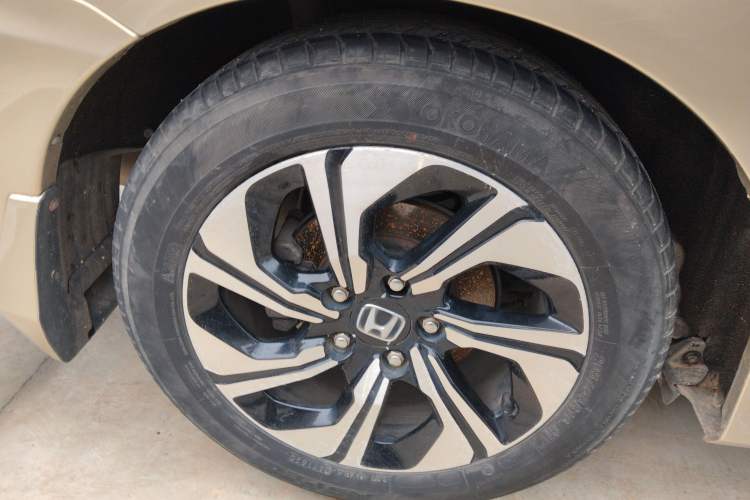 Used Honda Crider 2016 1.8L CVT Leading Edition Exterior 5
