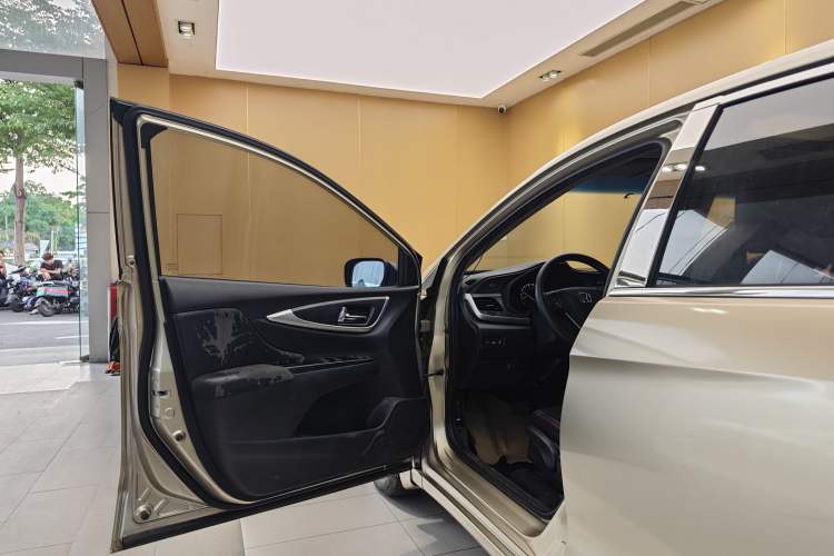 Used Honda Crider 2016 1.8L CVT Luxury Edition Exterior 6