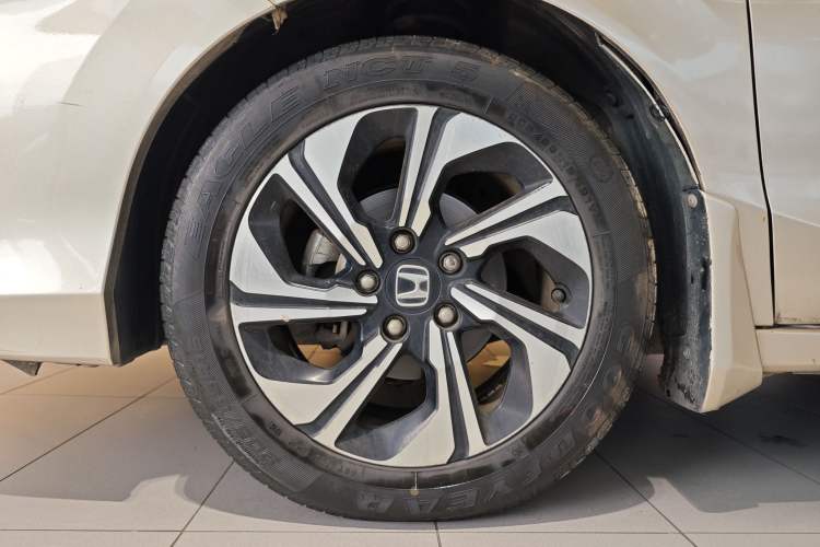 Used Honda Crider 2016 1.8L CVT Luxury Edition Exterior 7