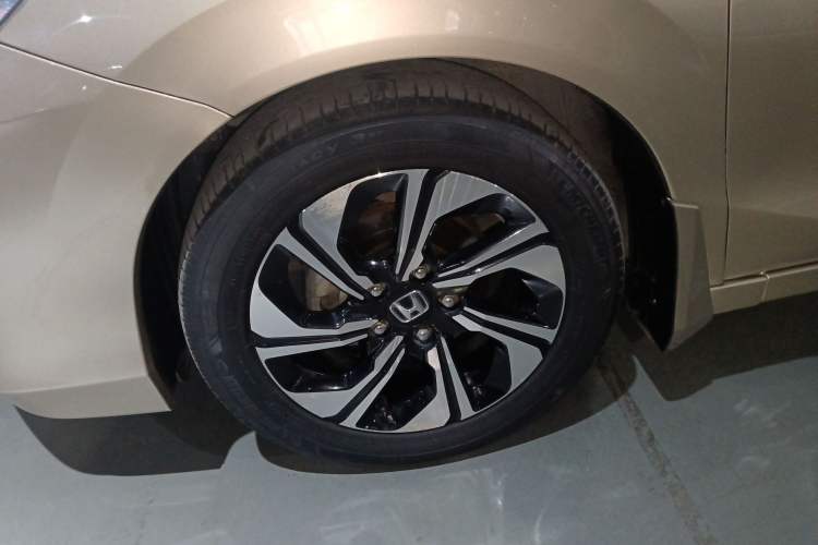 Used Honda Crider 2016 1.8L CVT Luxury Edition Exterior 7