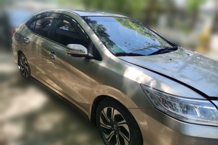Used Honda Crider 2016 1.8L Manual Luxury Edition Front Right 45 Deg
