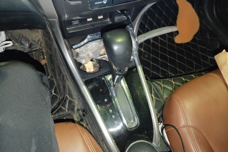 Used Honda Crider 2016 1.8L CVT Leading Edition Gear Lever