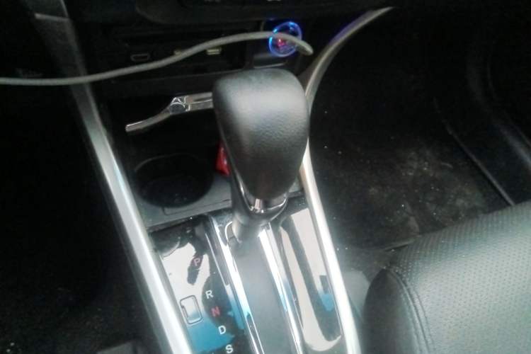 Used Honda Crider 2016 1.8L CVT Luxury Edition Gear Lever