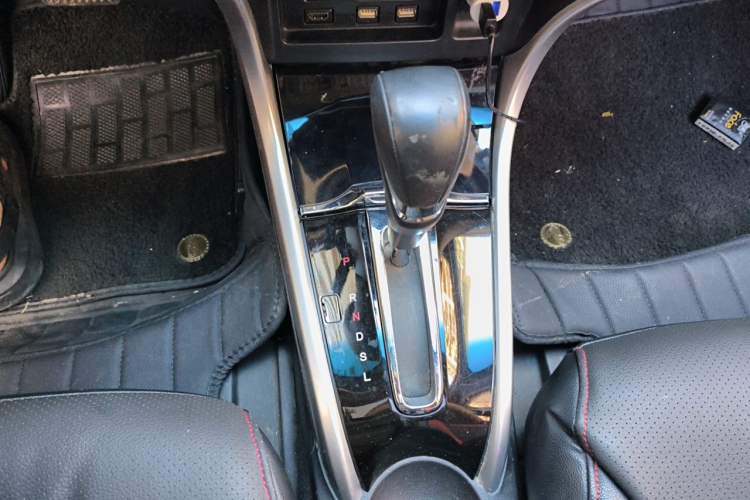Used Honda Crider 2016 1.8L CVT Flagship Edition Gear Lever