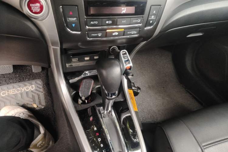 Used Honda Crider 2016 1.8L CVT Leading Edition Gear Lever