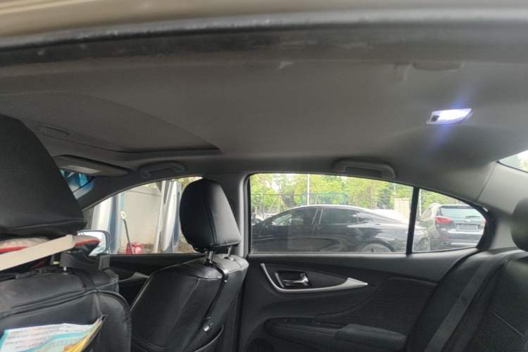 Used Honda Crider 2016 1.8L CVT Leading Edition Headliner