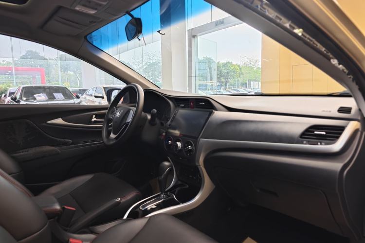 Used Honda Crider 2016 1.8L CVT Luxury Edition Interior 1