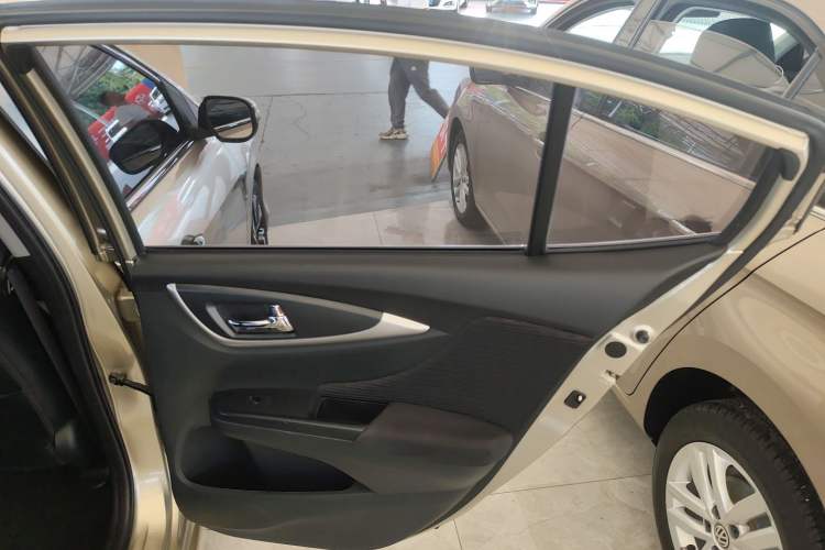 Used Honda Crider 2016 1.8L CVT Luxury Edition Interior 6
