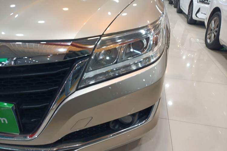 Used Honda Crider 2016 1.8L CVT Luxury Edition Left Front Headlight