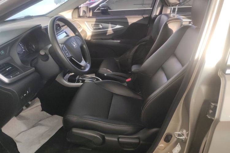 Used Honda Crider 2016 1.8L CVT Luxury Edition Left Front Seat