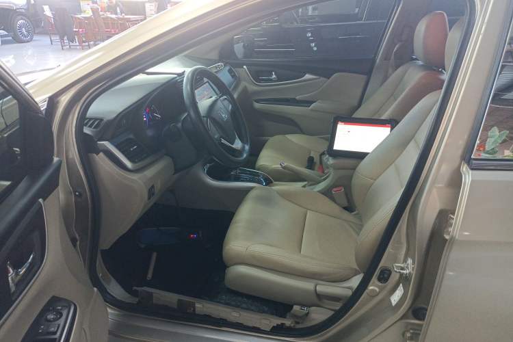 Used Honda Crider 2016 1.8L CVT Comfort Version Left Front Seat