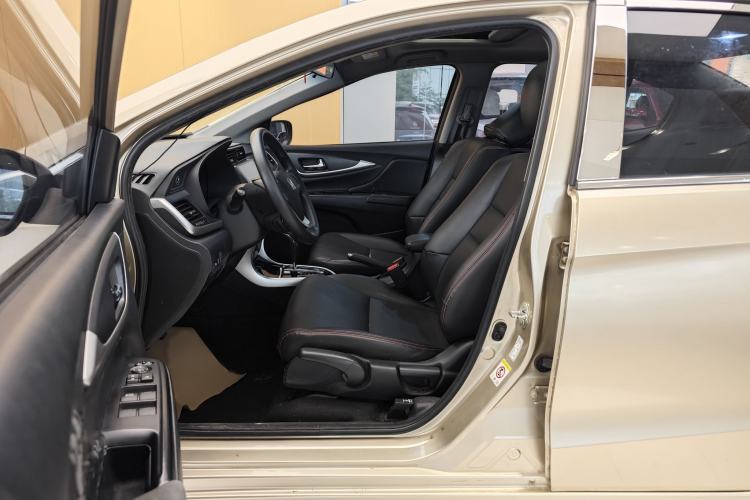 Used Honda Crider 2016 1.8L CVT Luxury Edition Left Front Seat