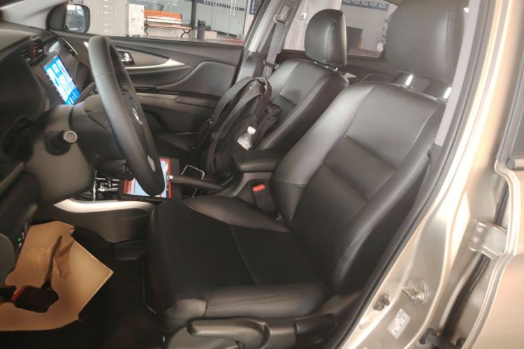 Used Honda Crider 2016 1.8L CVT Leading Edition Left Front Seat