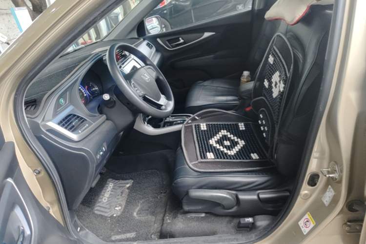 Used Honda Crider 2016 1.8L CVT Leading Edition Left Front Seat