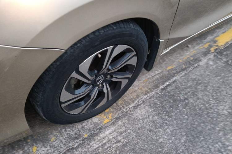 Used Honda Crider 2016 1.8L CVT Flagship Edition Left Front Wheel Hub