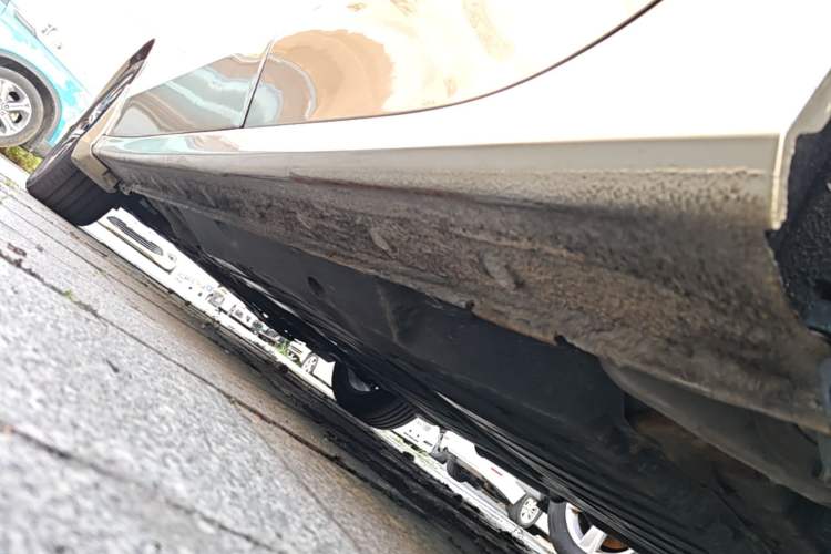 Used Honda Crider 2016 1.8L CVT Luxury Edition Left Side Sill