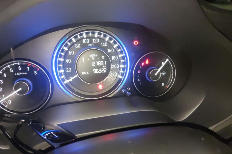 Used Honda Crider 2016 1.8L CVT Leading Edition Odometer Close Up