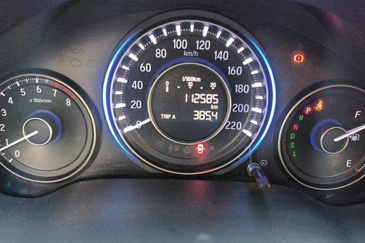 Used Honda Crider 2016 1.8L CVT Flagship Edition Odometer Close Up