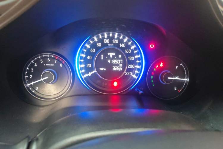Used Honda Crider 2016 1.8L CVT Luxury Edition Odometer Close Up