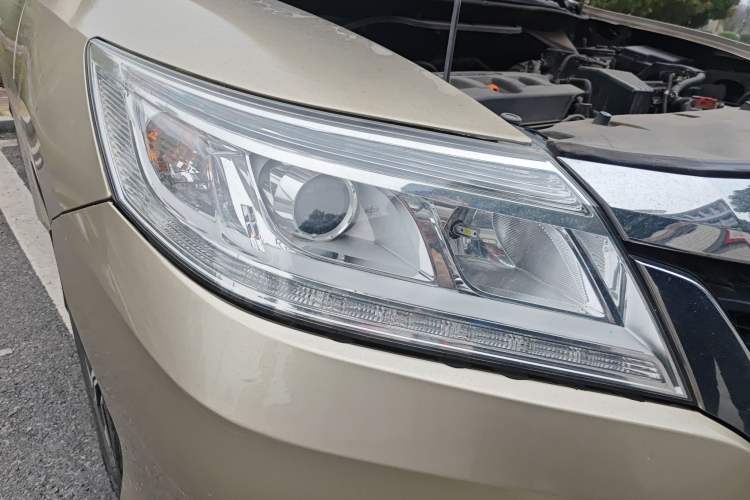 Used Honda Crider 2016 1.8L CVT Luxury Edition Right Front Headlight