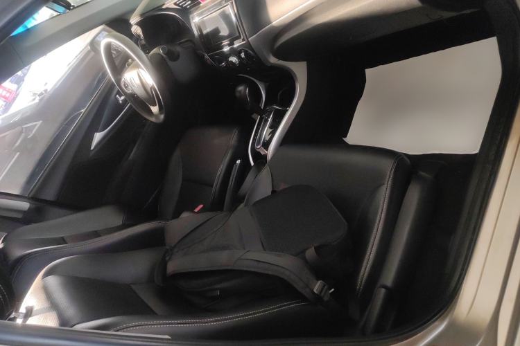 Used Honda Crider 2016 1.8L CVT Luxury Edition Right Front Seat