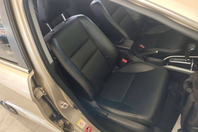 Used Honda Crider 2016 1.8L CVT Luxury Edition Right Front Seat