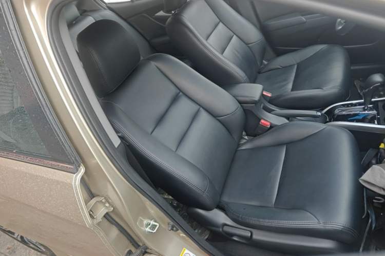 Used Honda Crider 2016 1.8L CVT Luxury Edition Right Front Seat