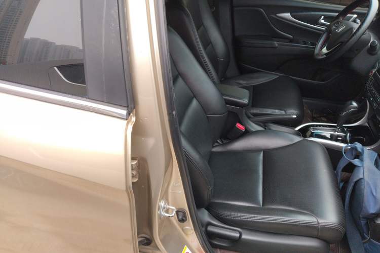 Used Honda Crider 2016 1.8L CVT Leading Edition Right Front Seat