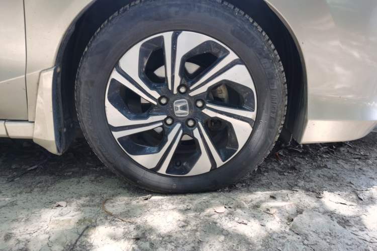 Used Honda Crider 2016 1.8L Manual Luxury Edition Right Front Wheel Hub