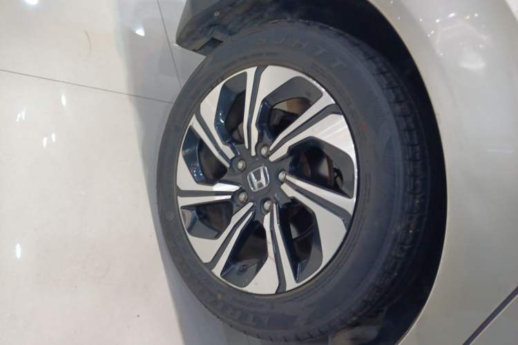 Used Honda Crider 2016 1.8L CVT Luxury Edition Right Rear Wheel Hub