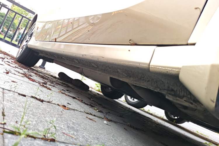 Used Honda Crider 2016 1.8L CVT Luxury Edition Right Side Sill