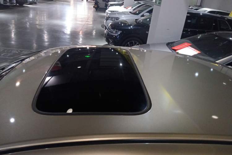 Used Honda Crider 2016 1.8L CVT Luxury Edition Roof