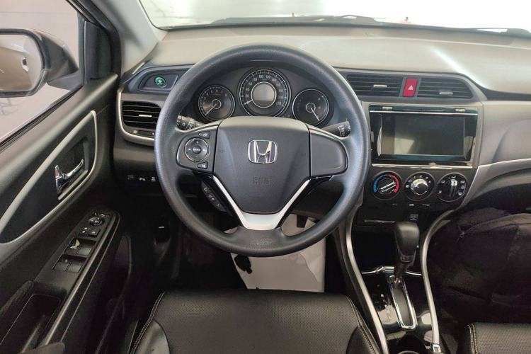 Used Honda Crider 2016 1.8L CVT Luxury Edition Steering Wheel