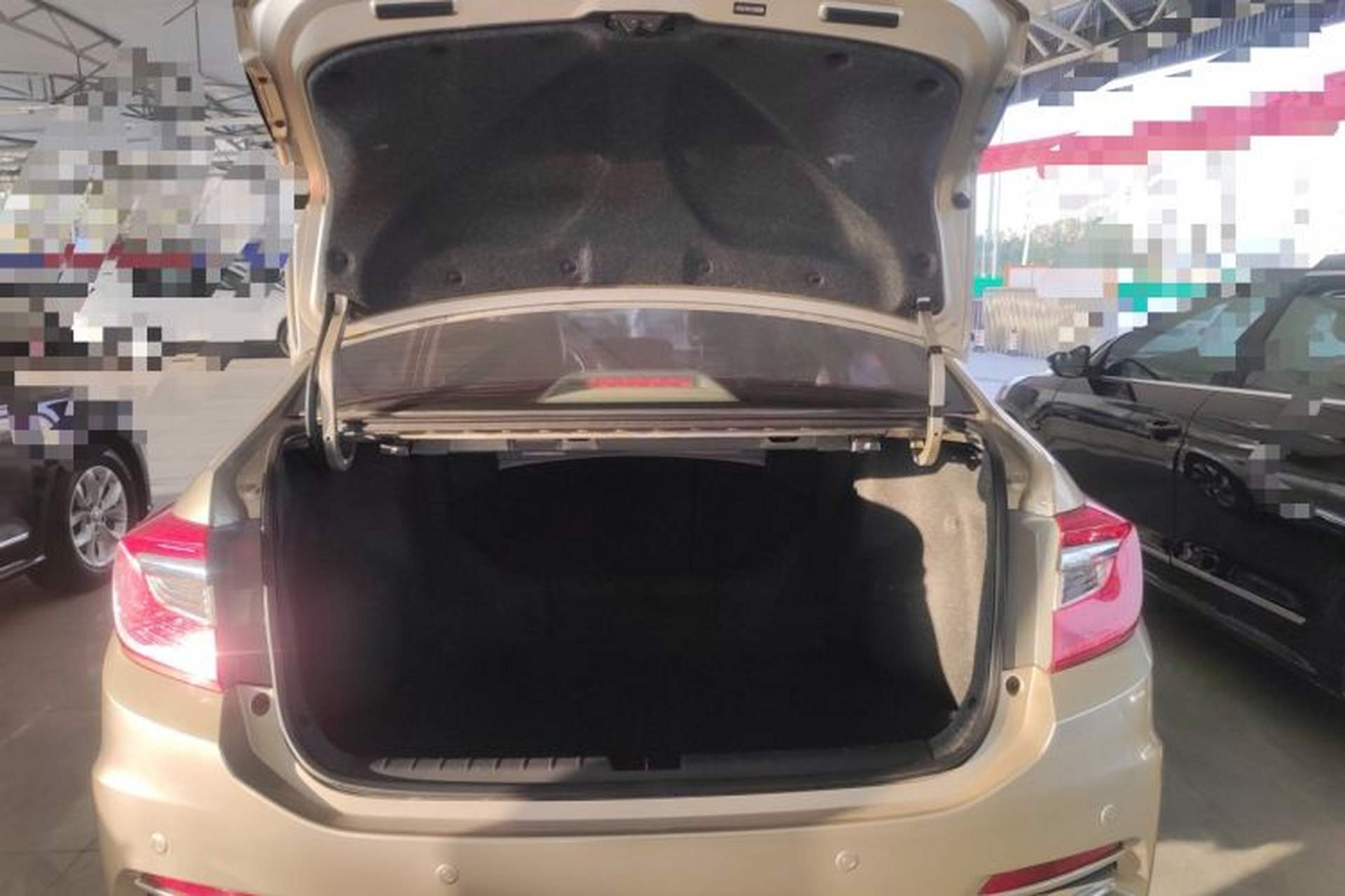 Used Honda Crider 2016 1.8L CVT Luxury Edition Trunk